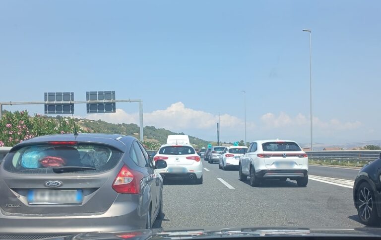 traffico-autostrada-rientri-vacanze-estate