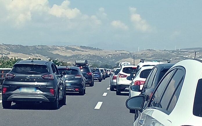 traffico estate calabria