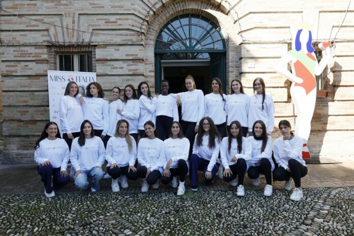 AUGURI DELLE MISS