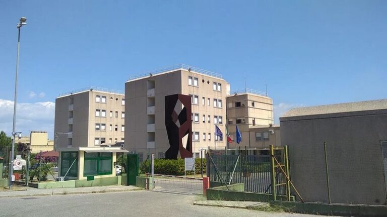 carcere rossano_entrata