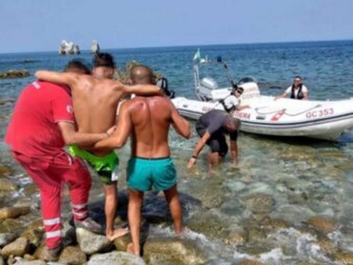 parghelia soccorso pescatore