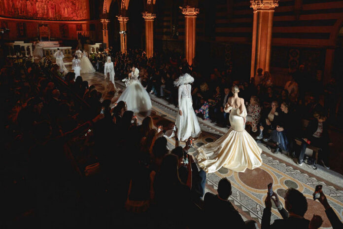 Roma Fashion White