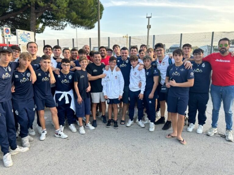 Cosenza pallanuoto: ottimi test in amichevole per le squadre under 16 e serie C
