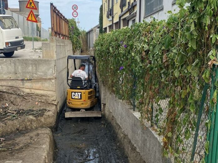 pulizia straordinaria canaloni catanzaro