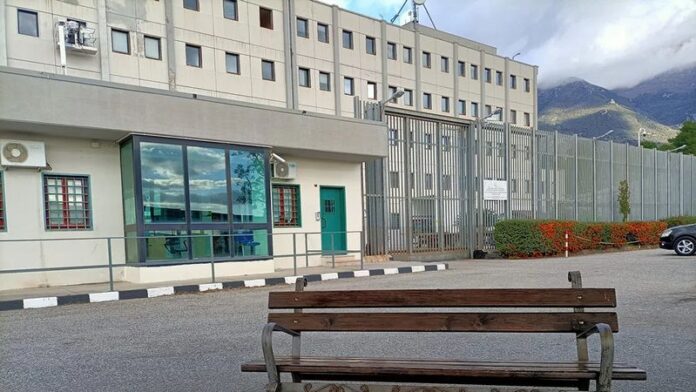 carcere castrovillari_esterno