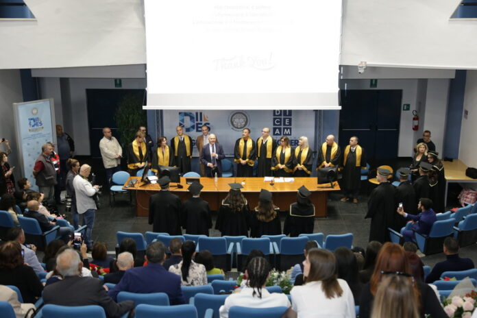 laureati scienze infermieristiche reggio