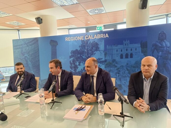 183milioni per nuovi posti di lavoro in calabria