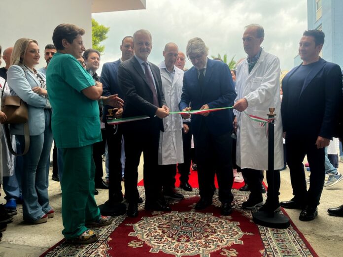 nuovo Pronto Soccorso ospedale crotone_taglio nastro