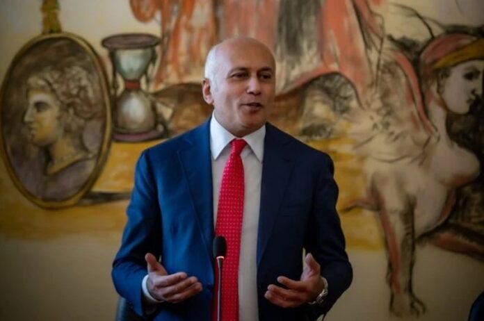 città unica Franz Caruso