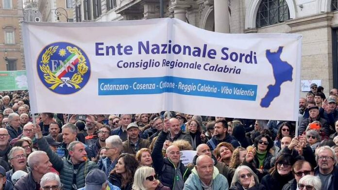 manifestazione sordi calabria