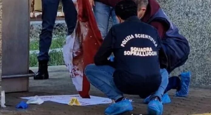 accoltellamento capotreno