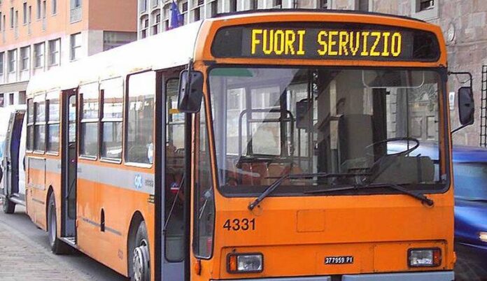 autobus fuori servizio