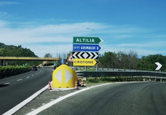 autostrada svincolo attilia grimaldi