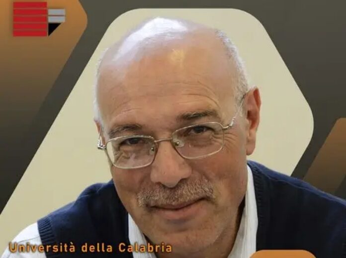 unical professore vincenzo carbone