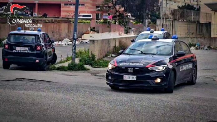 reggio carabinieri auto_2