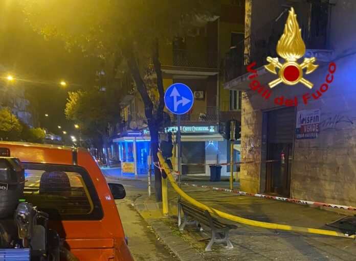 semaforo caduto a Cosenza