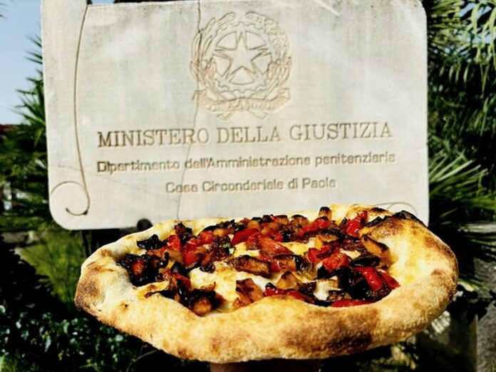 Pizza Paola