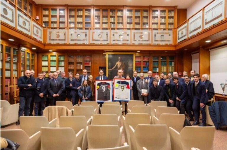 “Quando il campione incontra il giurista”. Il ritiro della maglia in memoria dell’avvocato Ricchio
