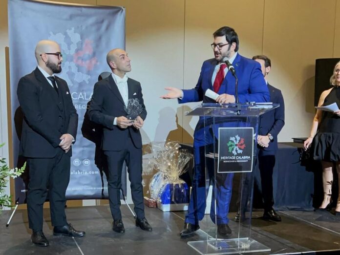Toronto_Consegna del premio allo chef Schipano