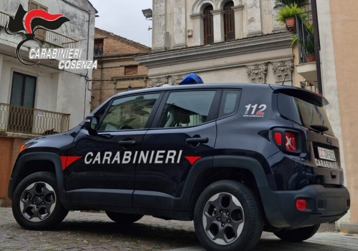 maltrattava la moglie arrestato
