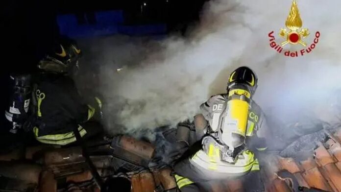 incendio sellia marina