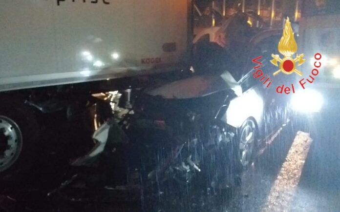 incidente morti A2