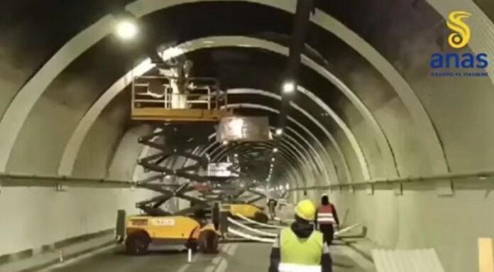 lavori gallerie Limina e Torbido