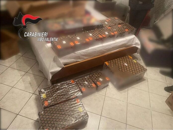 sequestro fuochi dartificio vibo