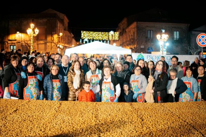 Filadelfia, pignolata più grande