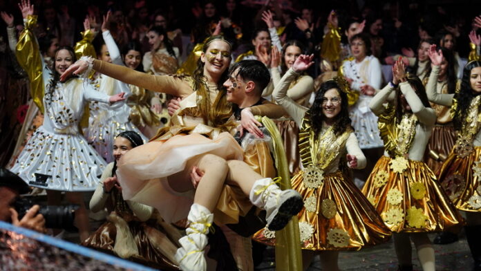 carnevale castrovillari_gruppo mascherato