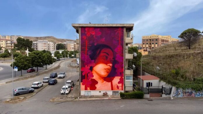 Murale Crotone Kitsune