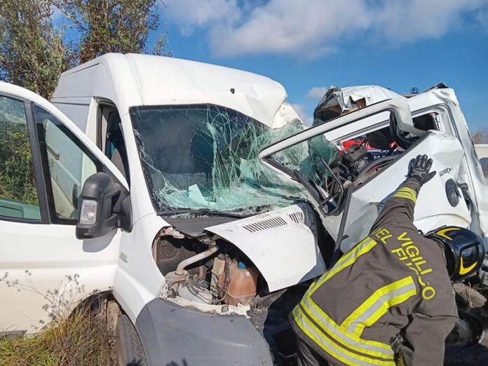 incidente frontale vibo