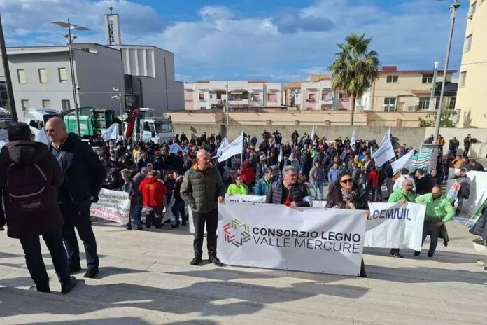 mercure protesta lavoratori