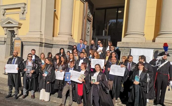 protesta magistrati catanzaro