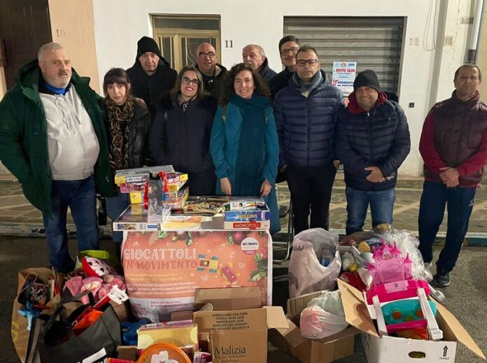 roggiano giocattoli in movimento