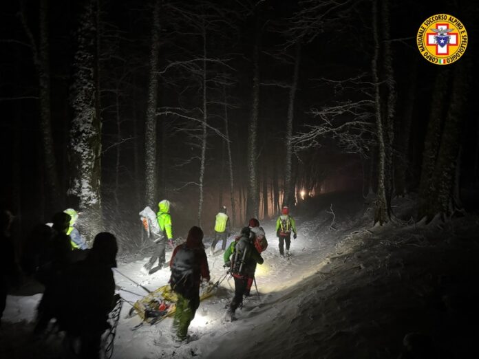 soccorso alpino pollino neve