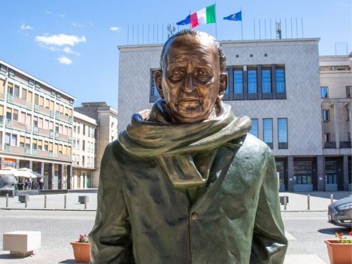 statua mancini