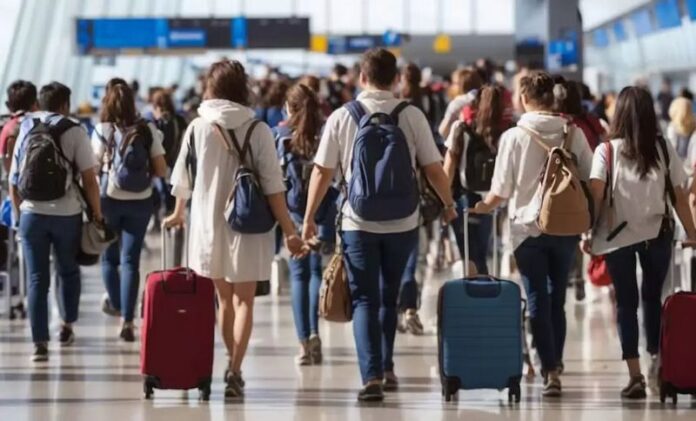 viaggiatori turisti passeggeri