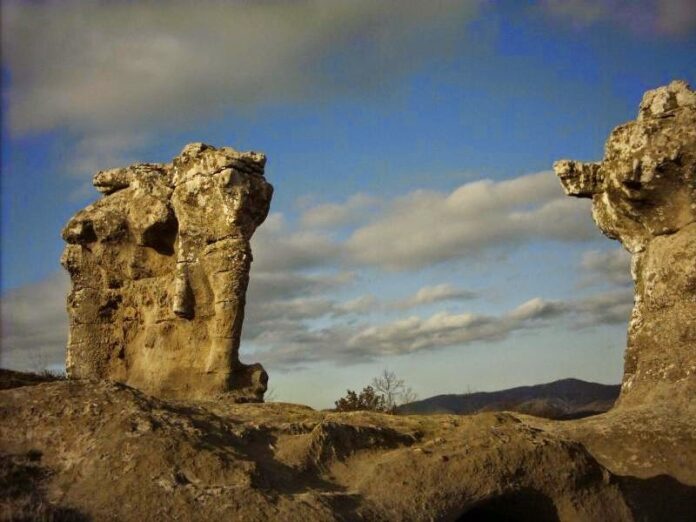 megaliti Incavallicata comune campana elefanti