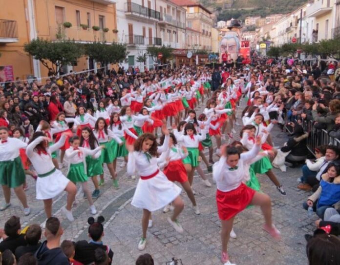 carnevale-sfilata-amantea