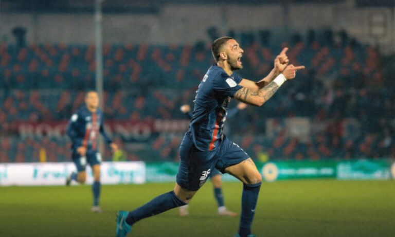 Cosenza ancora in corsa. Artistico tiene i giochi aperti