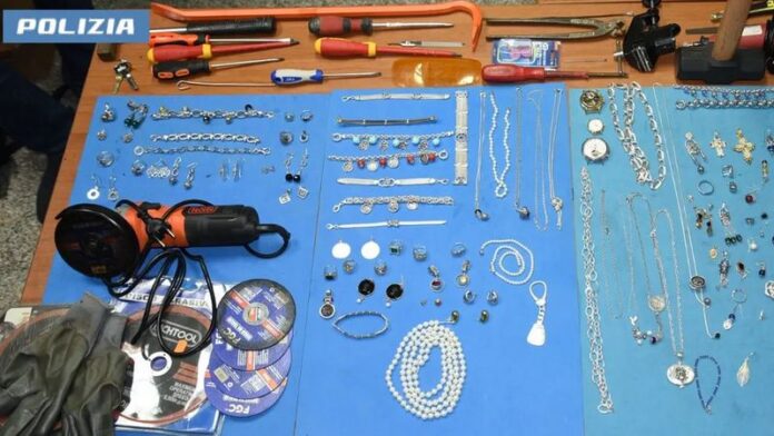 refurtiva furto appartamento reggio calabria