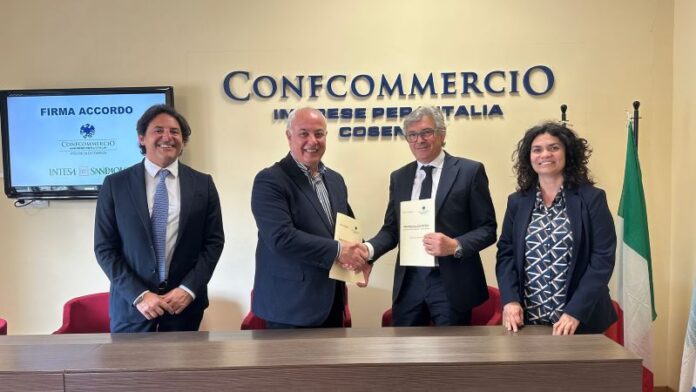 Accordo_ConfcommercioIntesaSanpaolo