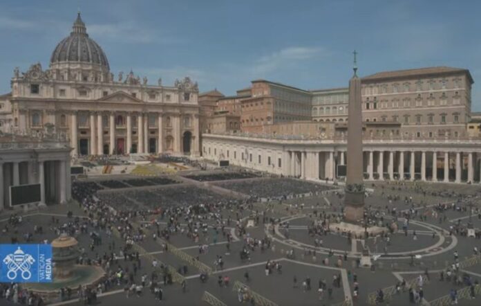 Morte Papa piazza San Pietro