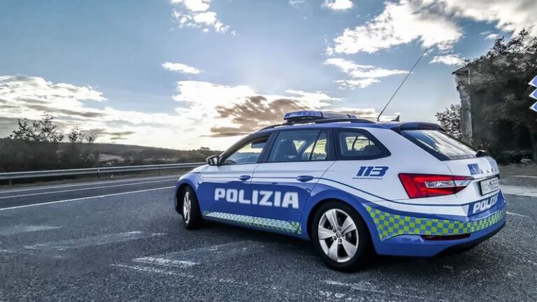 auto polizia stradale