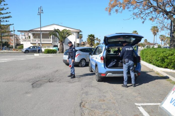 ciro marina polizia controlli