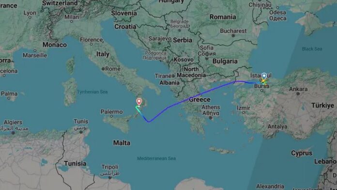 rotta volo aereo atterraggio emergenza