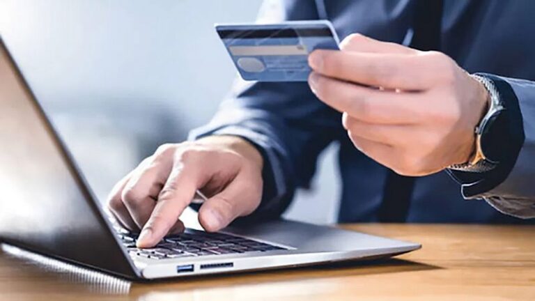 truffe online_carta di credito computer