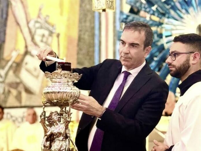 accensione lampada votiva San Francesco di Paola