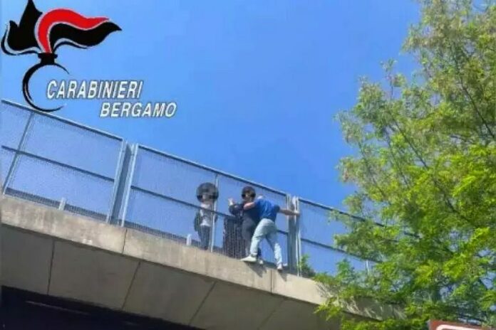 carabiniere calabrese salva donna